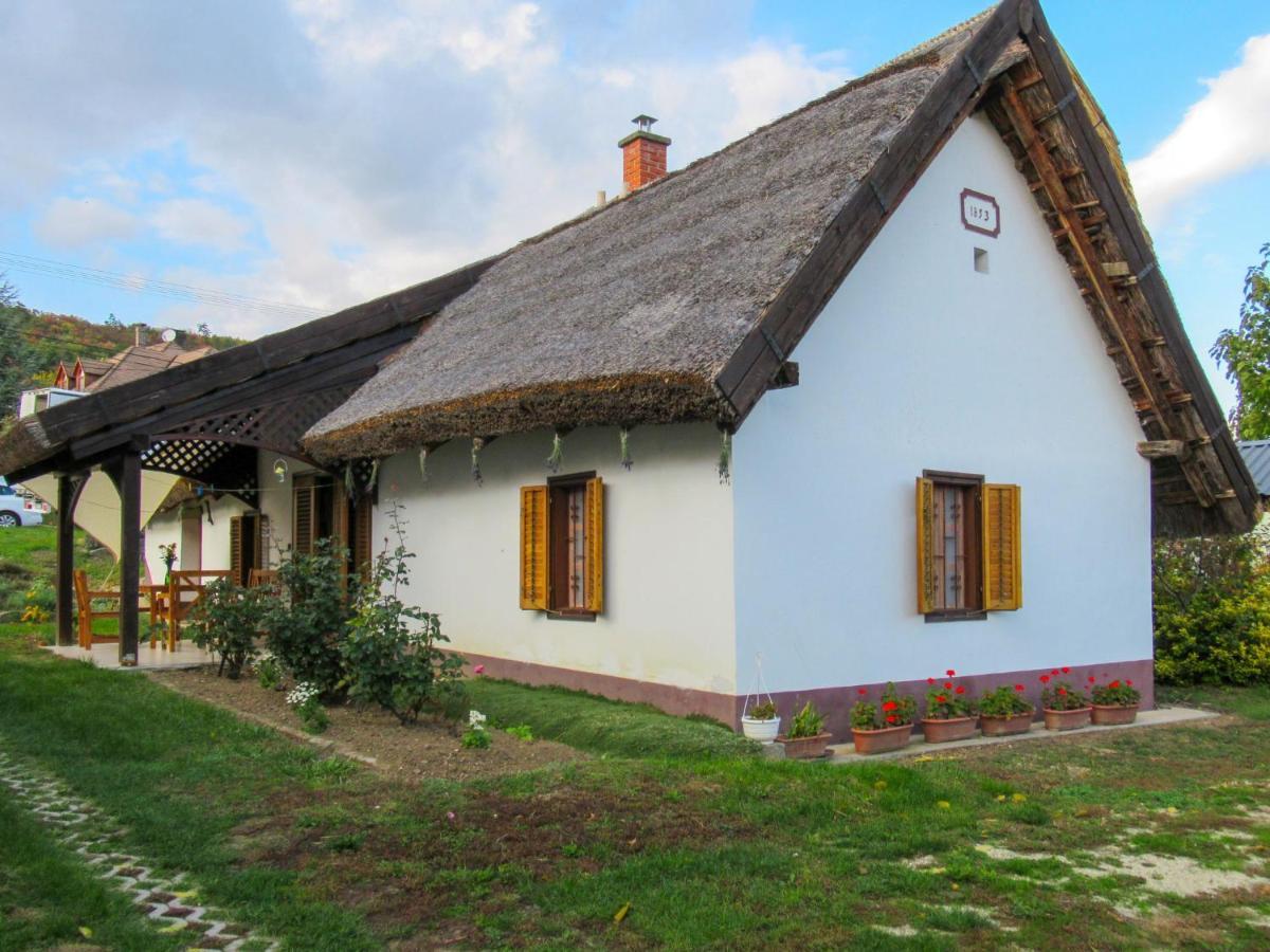 Holiday Home Szijarto - Bgk111 By Interhome Balatongyorok Bagian luar foto