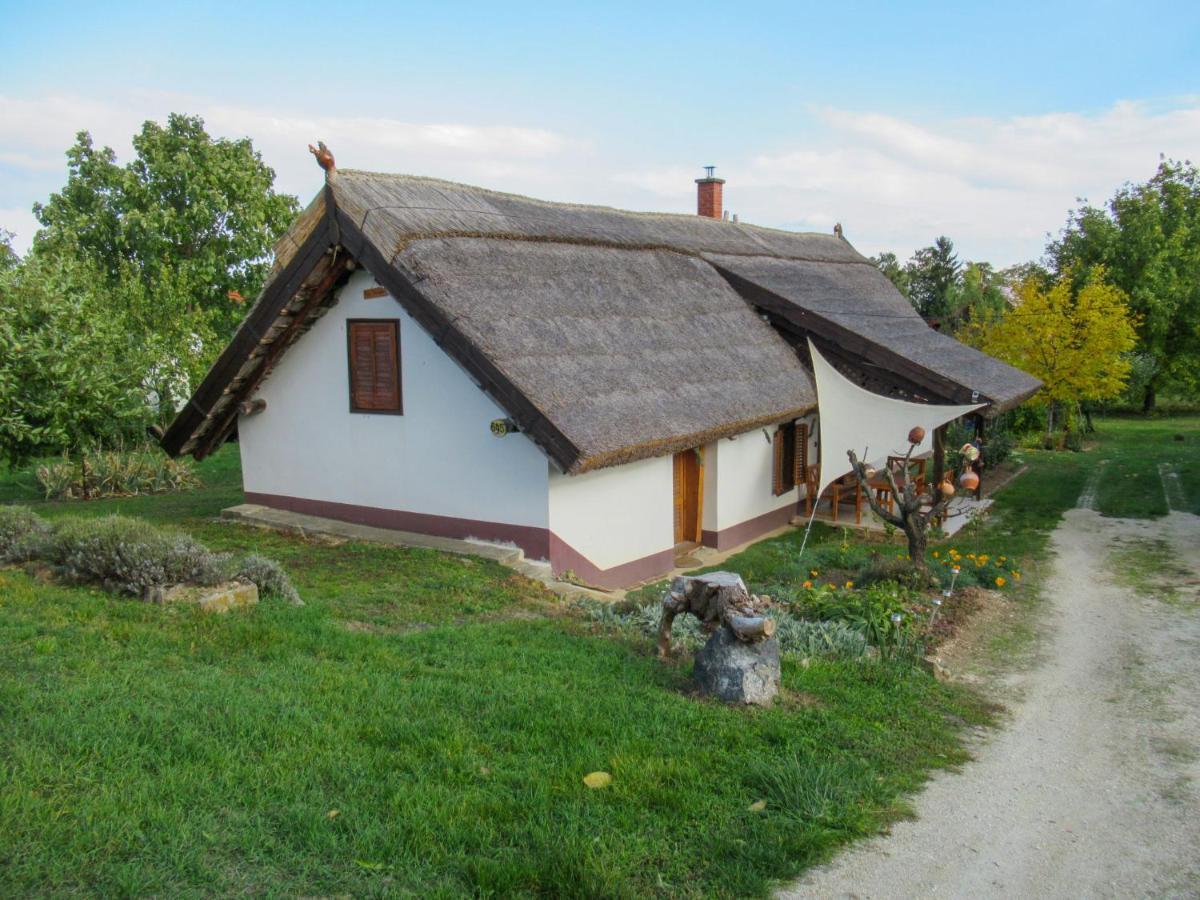 Holiday Home Szijarto - Bgk111 By Interhome Balatongyorok Bagian luar foto
